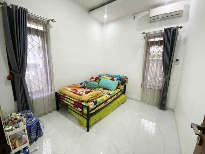 disewakan rumah komplek perkebunan raya