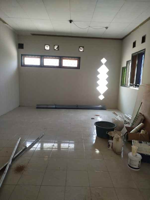 disewakan rumah komplek taman puspa indah