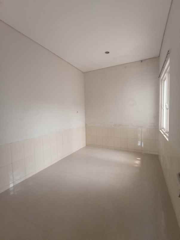 disewakan rumah mulyosari