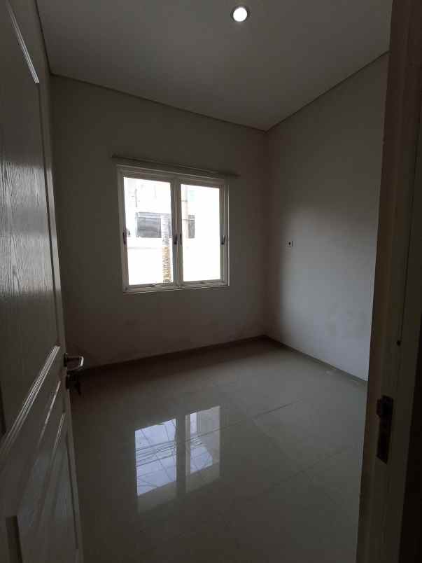 disewakan rumah mulyosari