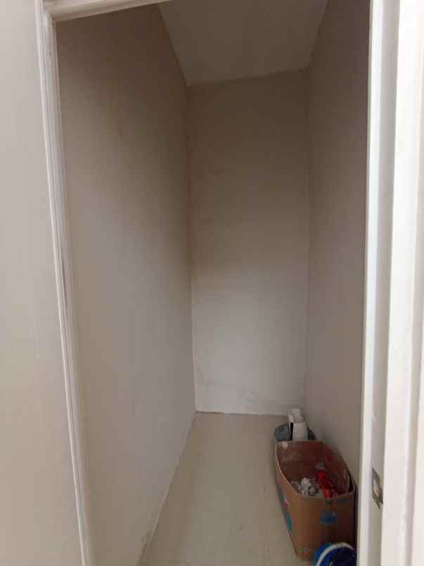 disewakan rumah mulyosari