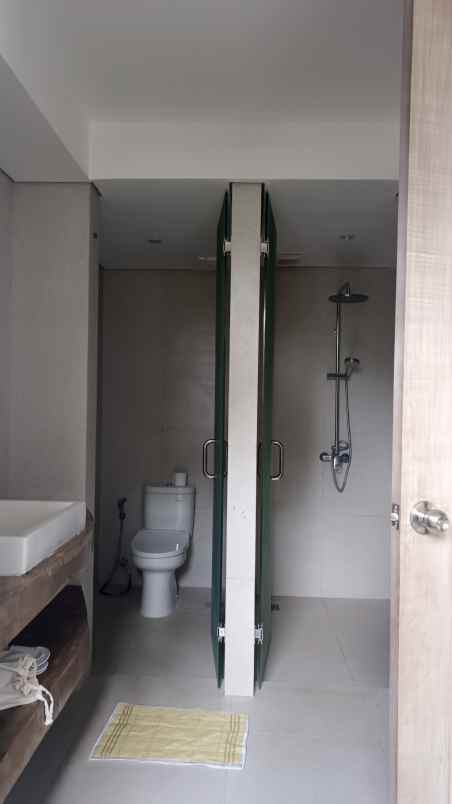 for sale a prime land and villa complex