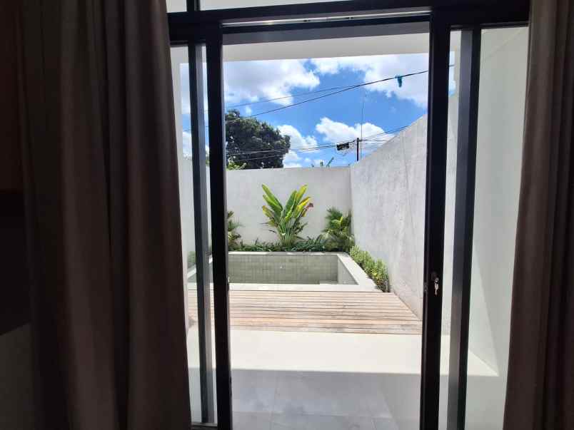 for sale leasehold brand new villa close to canggu