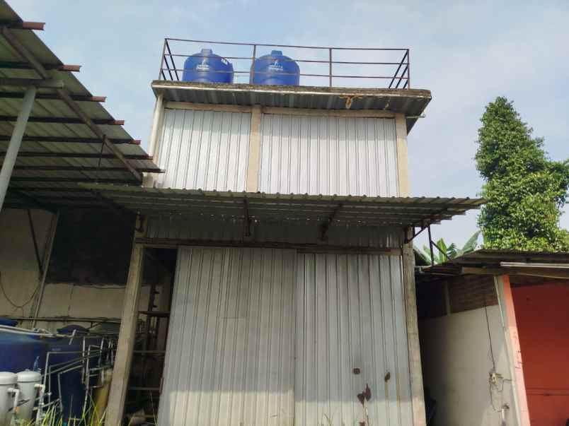 gudang ex pabrik minuman ringan di setu bekasi