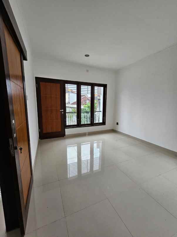house for sale in denpasar negotiable