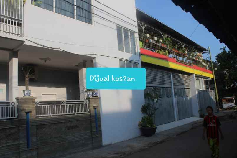 jual kostan 2 lantai daerah pecilon cirebon
