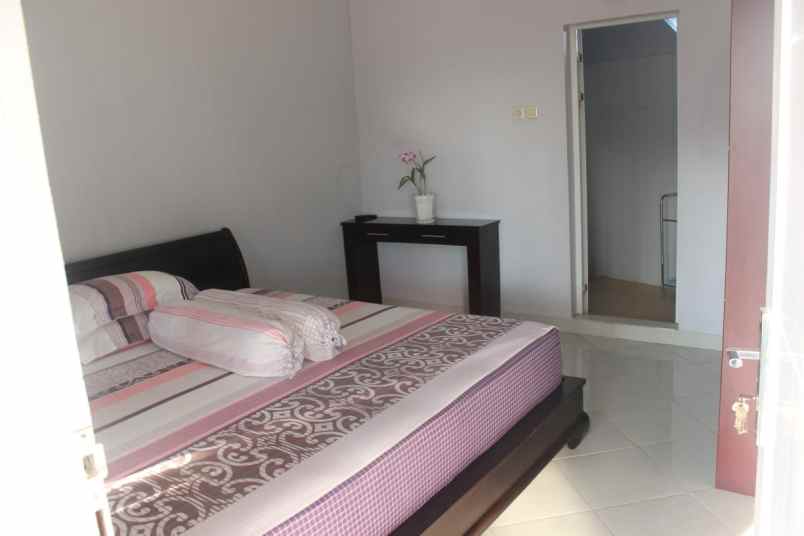 jual kostan 2 lantai daerah pecilon cirebon