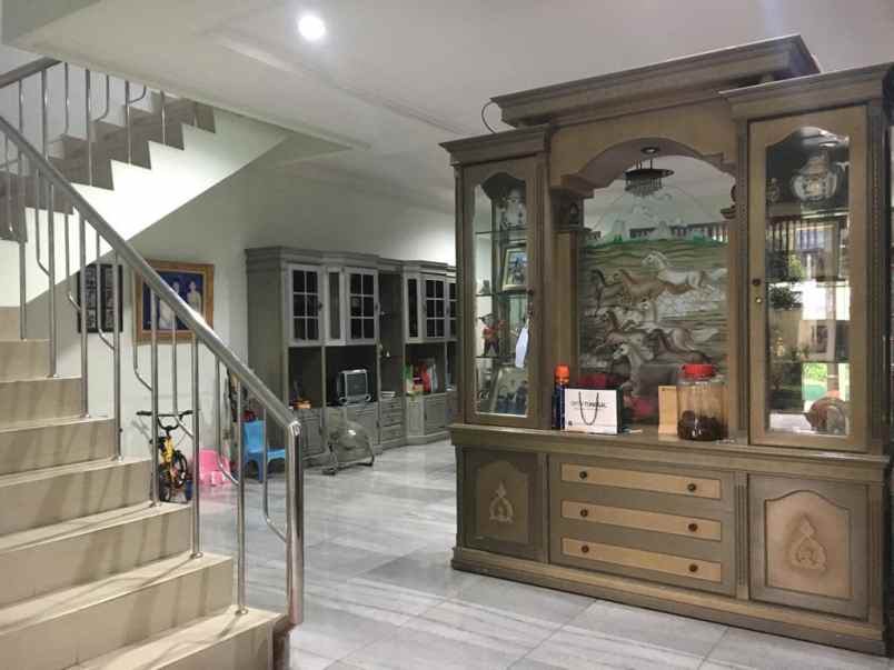 jual rumah intercon jak bar