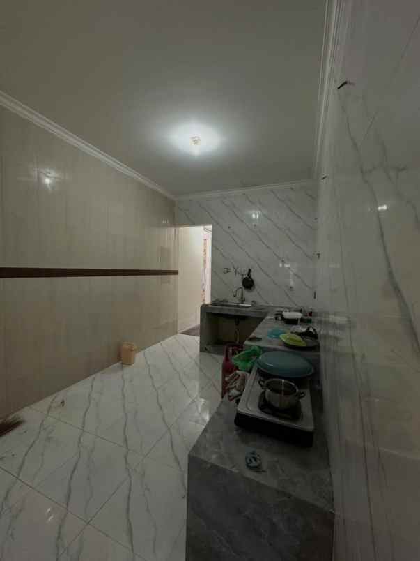 jual rumah siap huni bagus di citraland surabaya barat