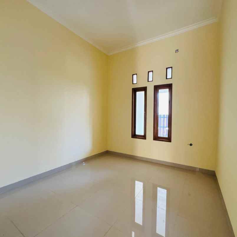 jual rumah siap huni pancoran mas dekat gerbang tol