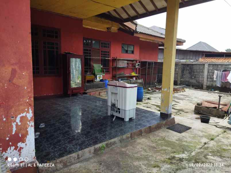 jual rumah strategis bonus 5 toko di cibinong