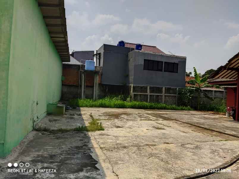 jual rumah strategis bonus 5 toko di cibinong