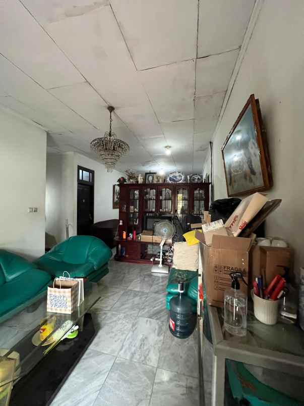 jual rumah taman kebon jeruk intercon jak bar