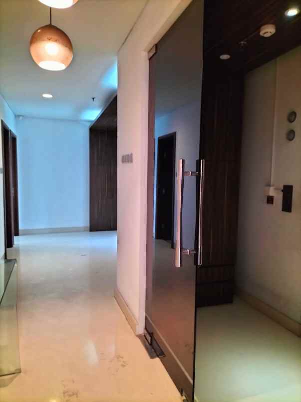 jual thamrin executive residence 3 br full furnished
