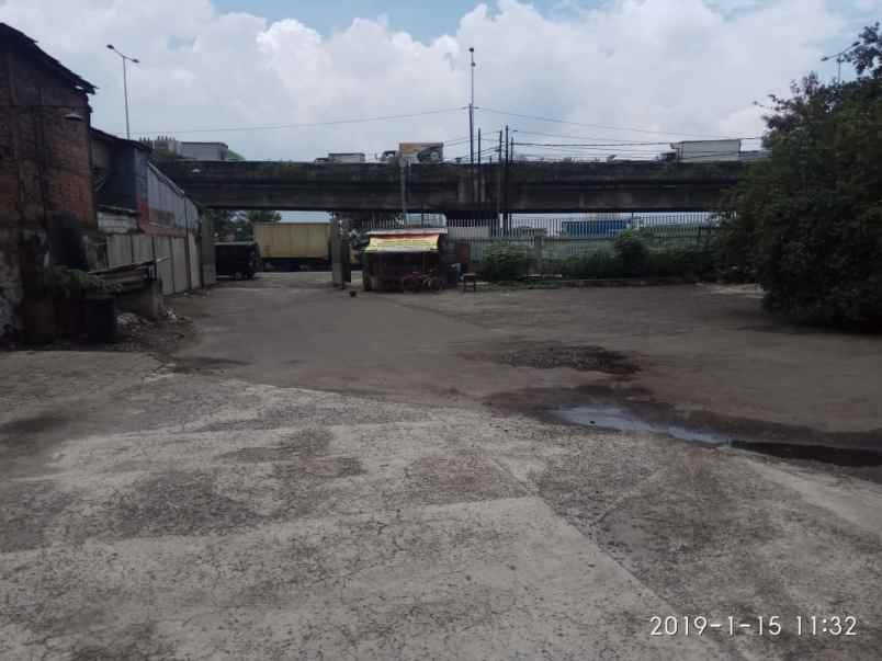 komersial jl lodan ancol jakarta utara