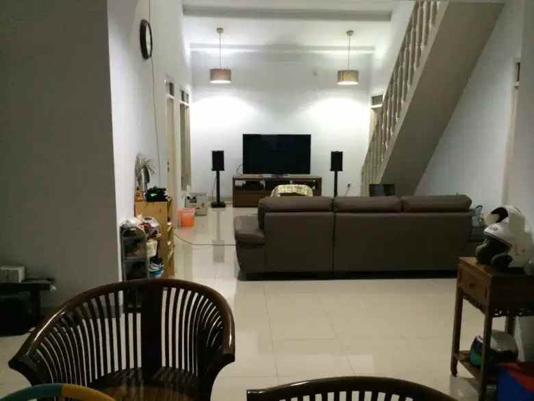 ragunan hot area rumah luas cocok hunian atau kost