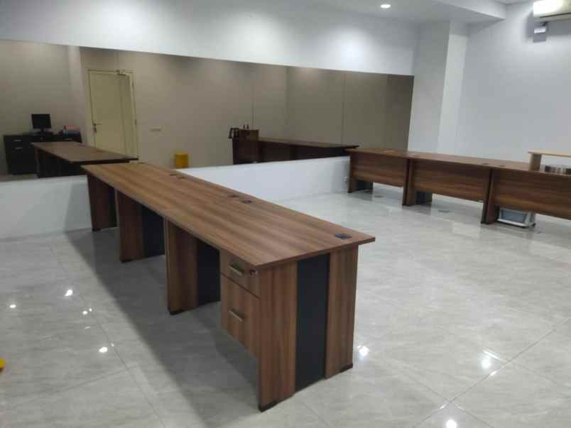 ruang perkantoran praxis by intiland minimal 3 tahun