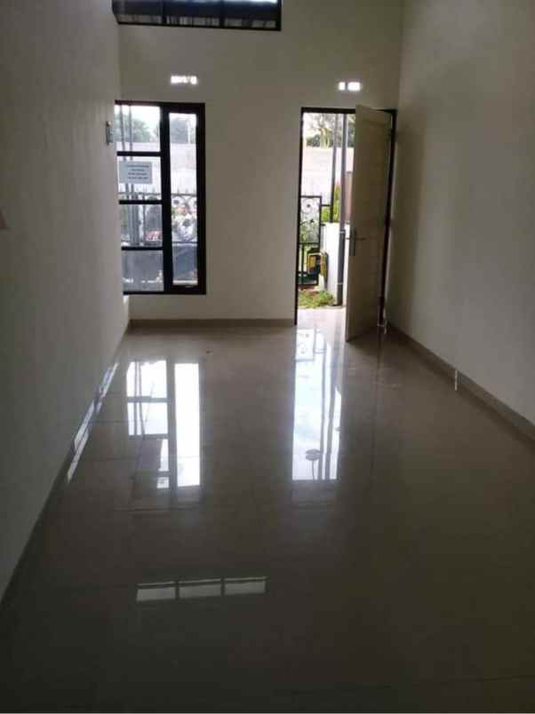 rumah 1 5 lantai saxophone tunggul wulung malang