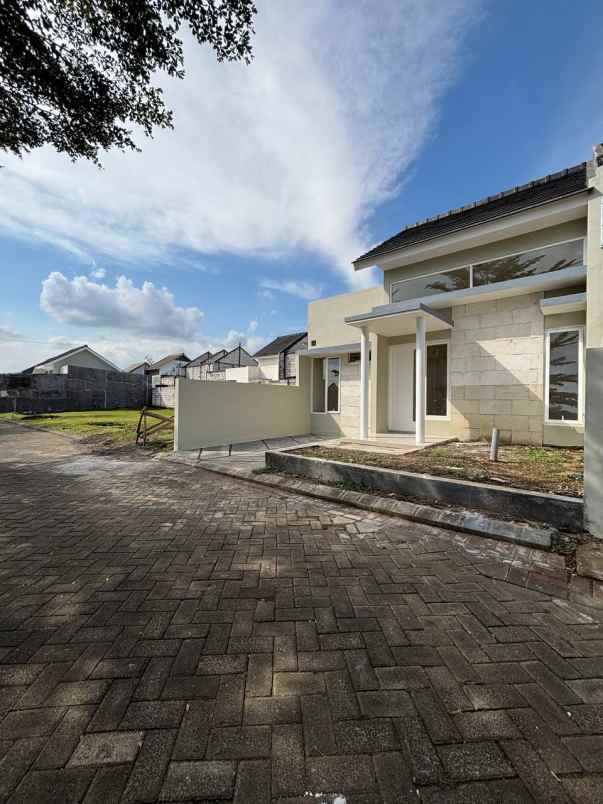 rumah 1 lantai lokasi dekat kampus binus araya