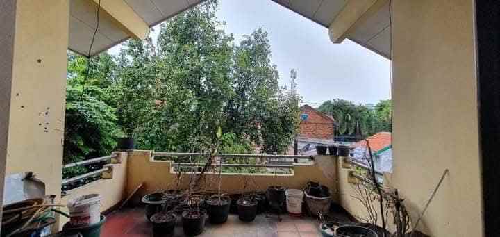 rumah 2 5 lantai di kemanggisan ilir jkt barat