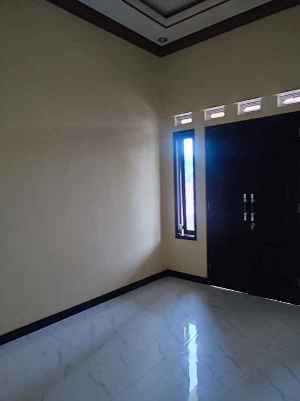 rumah 2 lantai riverland kalirejo lawang