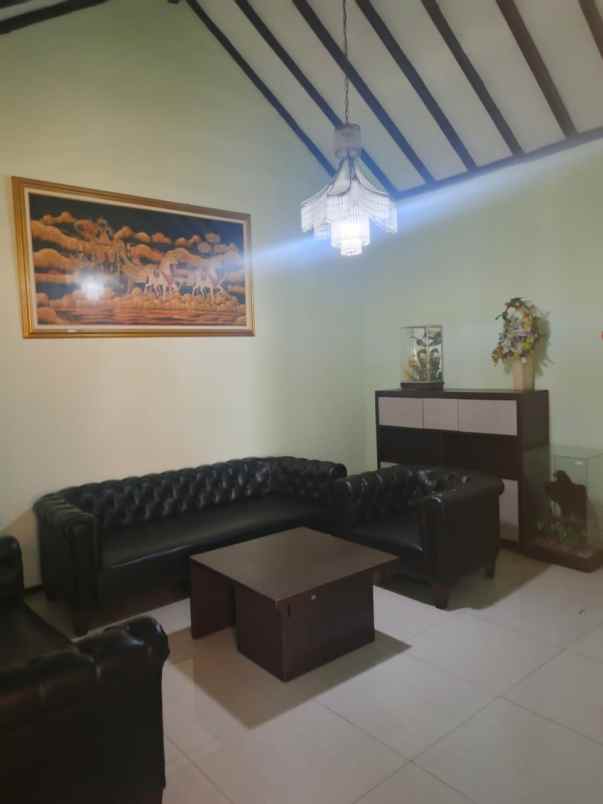 rumah 2 lantai siap huni 5 menit ke malioboro