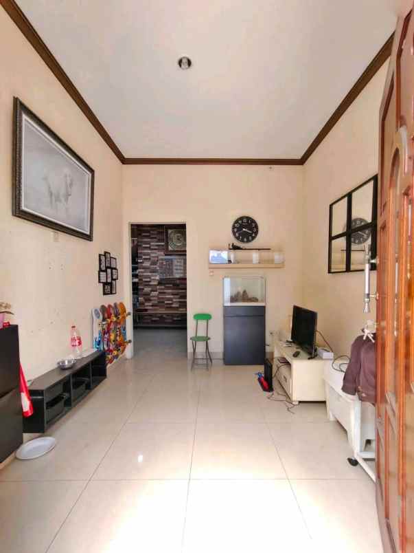 rumah 2 lantai siap huni jagakarsa jakarta selatan