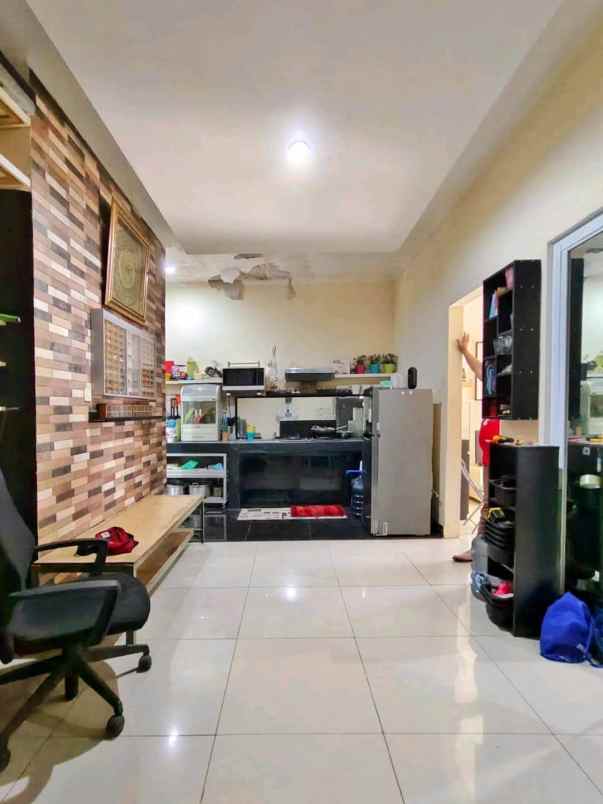 rumah 2 lantai siap huni jagakarsa jakarta selatan