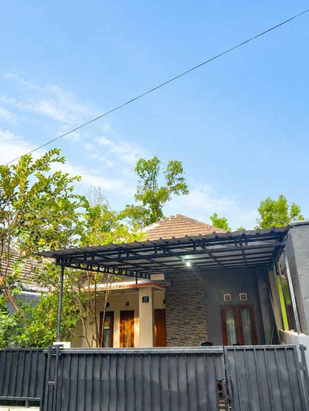 rumah 3 kt siap huni tanah luas bangunjiwo bantul