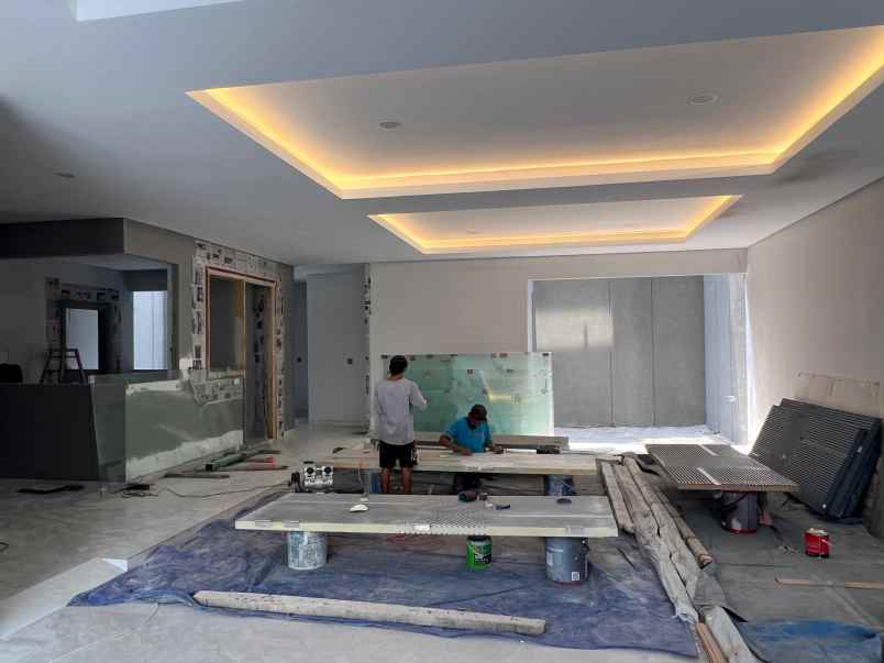 rumah 3 lantai waterfront selangkah dari cbd citraland