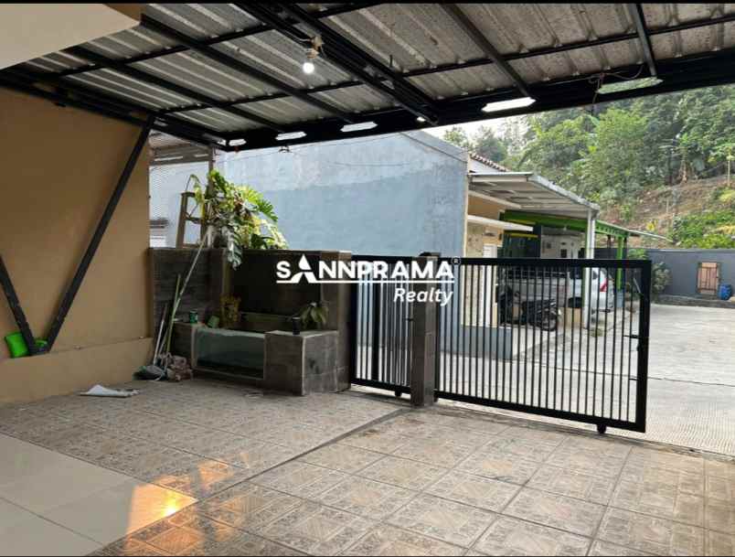 rumah apik terawat dalam cluster di pasir putih depok