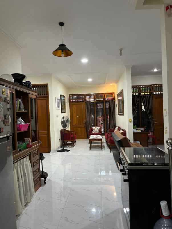 rumah asri di duren sawit jakarta timur