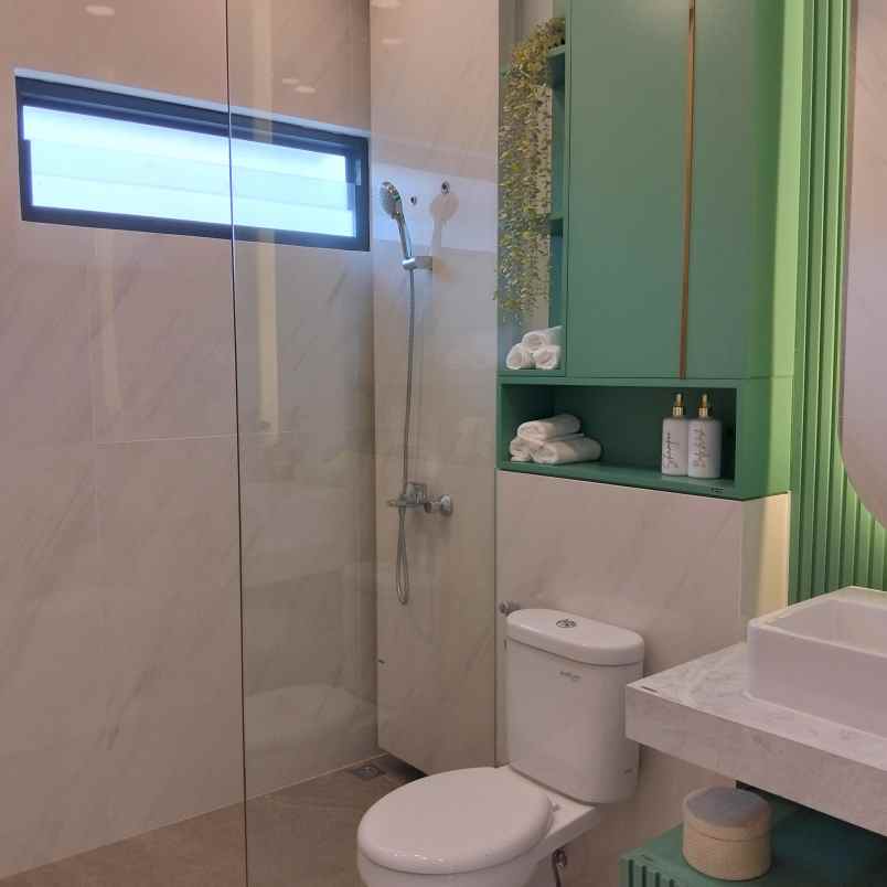 rumah baru siap huni dekat toll bintaro dan mrt