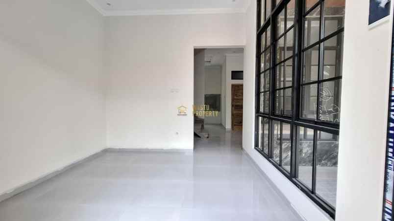 rumah cantik 2 lantai di perumahan jakal dekat palagan