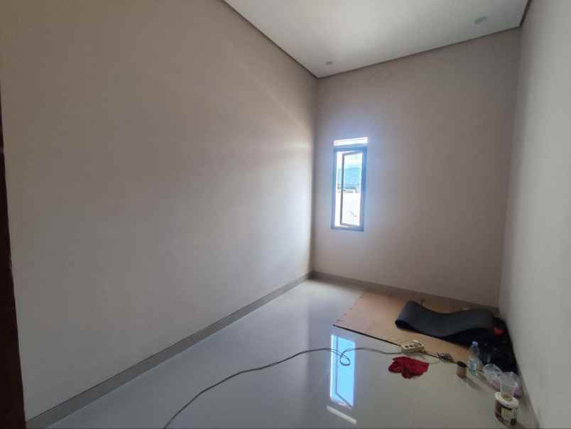 rumah cantik minimalis 2 lantai di cibiru hilir