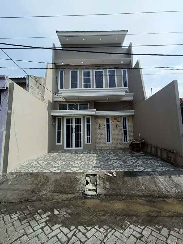 rumah cantik perum tengger manukan surabaya barat