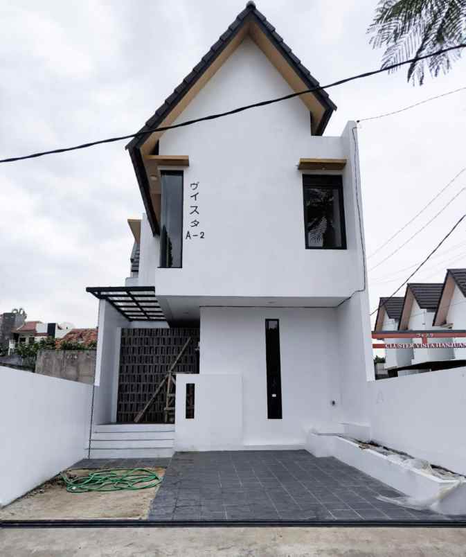 rumah cihanjuang dekat pemkot cimahi