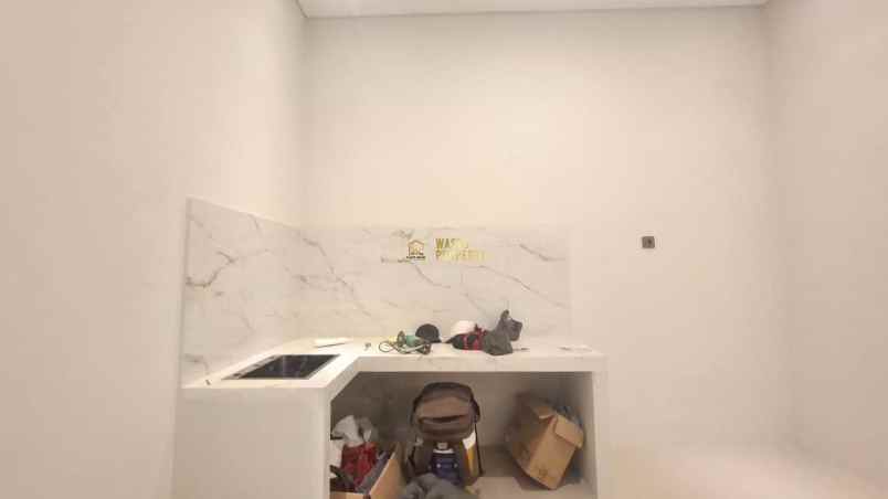 rumah desain kontemporer 8 menit ke rs hermina jogja