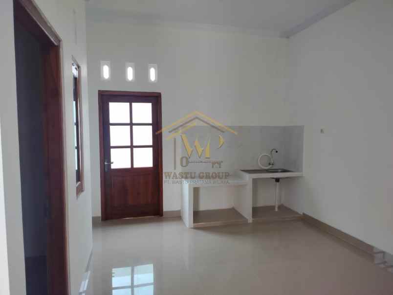 rumah desain modern cantik di godean