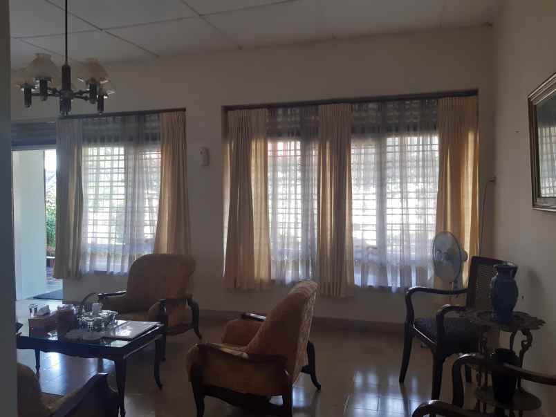 rumah di kaliwates dekat lippo mall jember