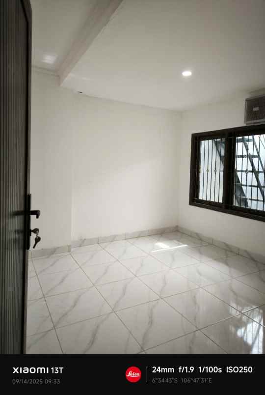 rumah di tengah kota bogor semi furnished