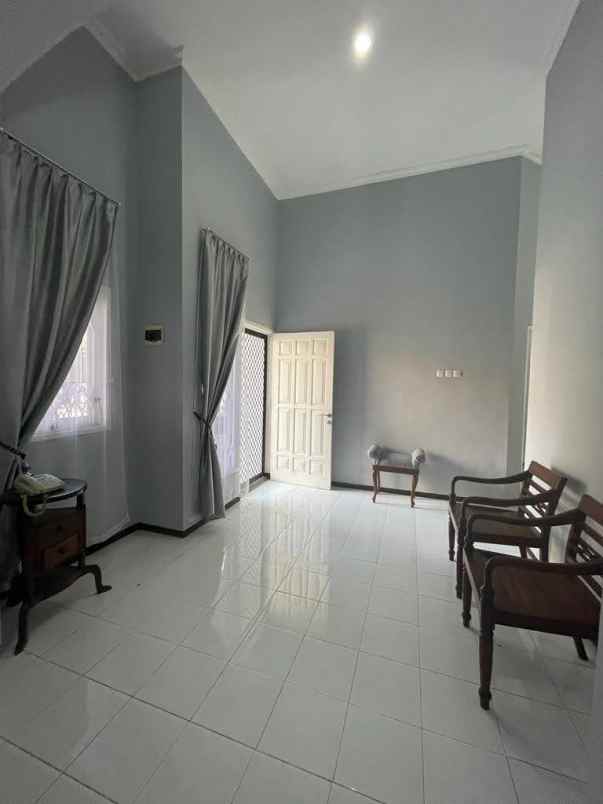 rumah dijual taman pondok indah surabaya barat