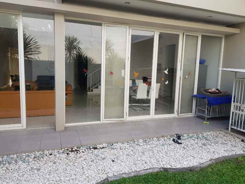 rumah dijual tenggilis mejoyo selatan surabaya