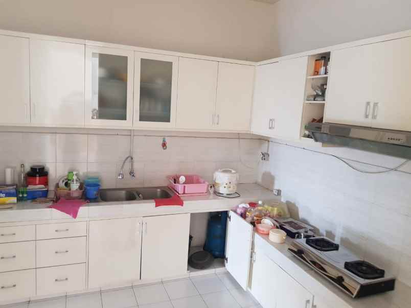 rumah dijual tenggilis mejoyo selatan surabaya