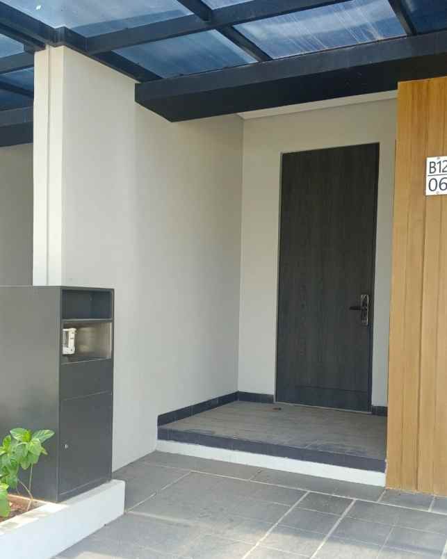 rumah disewakan cluster mahakam jakarta garden city