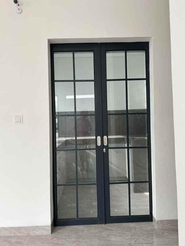 rumah double decker hook lavon ii swancity tangerang