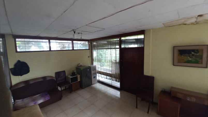 rumah hitung tanah kawasan sukajadi dekat ke pvj