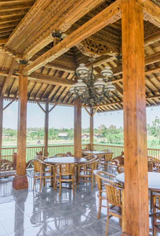 rumah jalan sidokarto area sawah