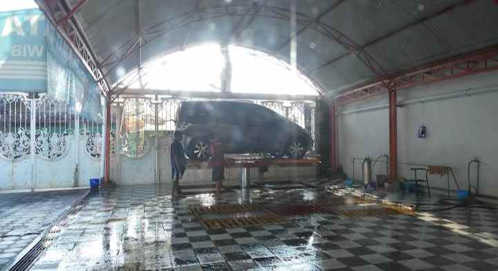 rumah jalan sidokarto area sawah