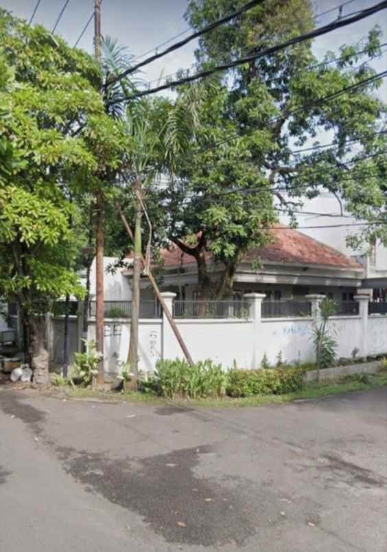 rumah jl ambengan hook jl kesumba taman paliatif